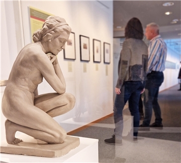 Die Sonderausstellung „Lebenskunst - Die Thieles in ihrer Zeit“ ist noch bis zum 1. April im Historischen Museum Bremerhaven zu sehen. 