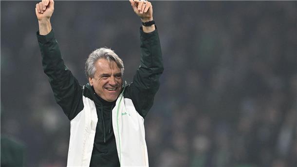 Die späte Wende freut Werder-Trainer Horst Steffen.