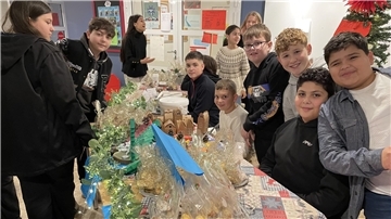 Weihnachtsmarkt in einer Oberschule in Nordenham.