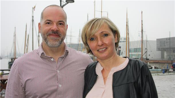Die Surfschule von Sandra Wohlgemuth und Christian Habeck ist beim Bremerhavener Wasserski-Club zu finden.