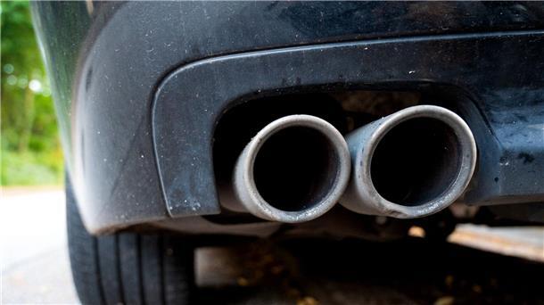 Faeser: Russland setzt in Deutschland auch auf Sabotage Die Täter hatten Bauschaum in die Auspuffrohre von Autos gesprüht.