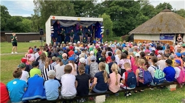 Die "Tage im Grünen" im Kirchenkreis Bremerhaven  bieten jeden Sommer rund 900 Kindern über eine Woche lang Stadtranderholung.
