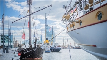 Traditionsschiff im Neuen Hafen