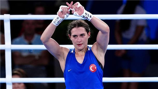 Boxerin Yildiz kritisiert Olympia-Start von Khelif und Lin Die türkische Boxerin Yildiz kritisiert den Olympia-Start von Imane Khelif Khelif und Lin Yu-ting.