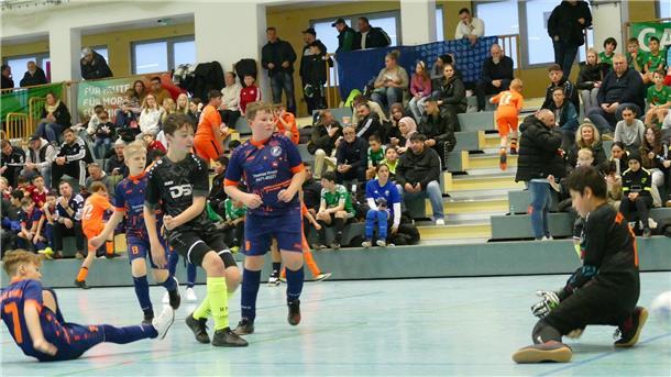 Junge Fußballer in Aktion