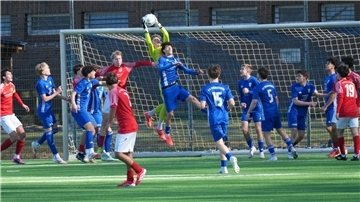 Die U17 des JFV Bremerhaven reist nach der 2:3-Heimniederlage gegen den SC Vorwärts Wacker am Sonnabend um 12 Uhr mit Torhüter Tammo Hoppe zum Blumenthaler SV.