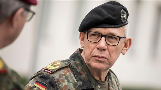 Die übergeordnete russische Intention ist nach Bernd Schütts Auffassung „ein Füllen von sicherheitspolitisch relevanten Lücken“.