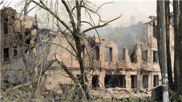 Die Überreste einer Klinik in Dnipro, die durch einen Luftangriff zerstört wurde (Bild vom 26. Mai).