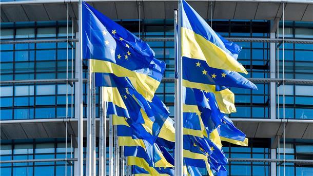Die Ukraine ist in kürzester Zeit zu einem EU-Beitrittskandidaten geworden.