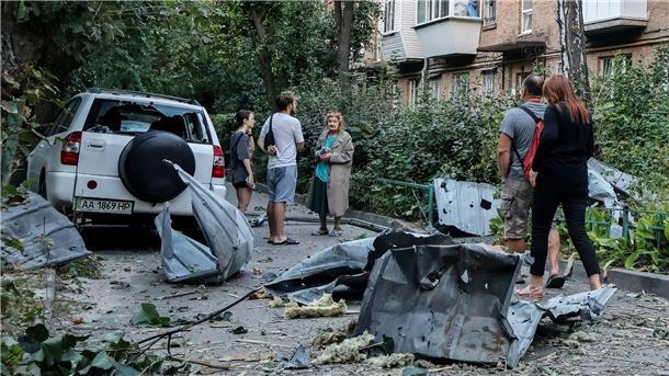 Bundesanwaltschaft prüft Kriegsverbrechen in Ukraine Die ukrainische Hauptstadt wird immer wieder von Russland angegriffen. In einem Vorort von Kiew soll es zu einem Kriegsverbrechen gekommen sein.