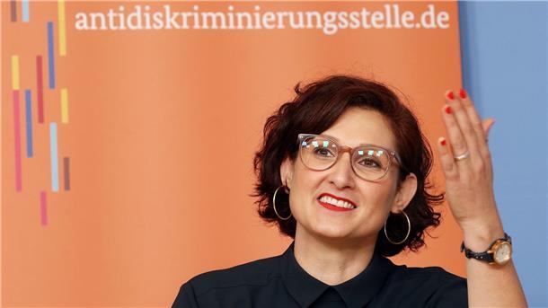 Die Unabhängige Bundesbeauftragte für Antidiskriminierung Ferda Ataman setzt sich für längere Fristen bei der Anzeige sexueller Belästigung ein.
