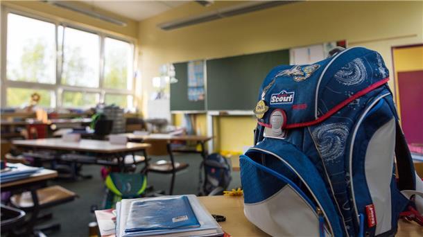 Die Unterrichtsversorgung an den niedersächsischen Schulen sank laut Kultusministerin Julia Willie Hamburg auf den niedrigsten Wert seit Beginn der Statistik vor 20 Jahren.
