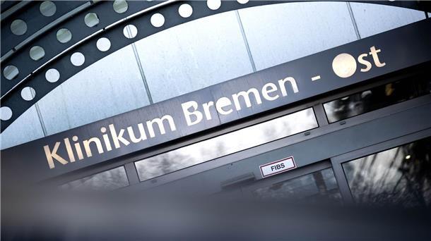 Frau in Psychiatrie getötet - Verdächtige in Klinik Die Verdächtige ist nun in einer forensischen Klinik. (Archivbild)