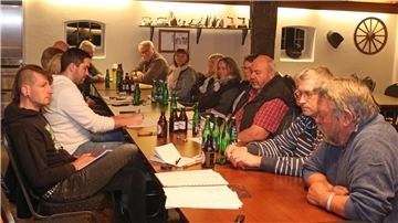 Die Vereinsvertreter trafen sich im Heimathaus Uthlede, um aktuelle und geplante Aktivitäten zu besprechen.