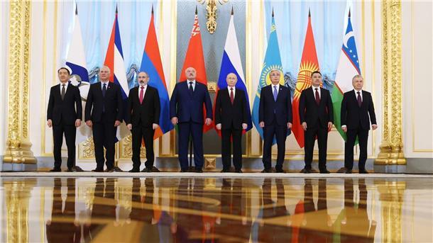 Die Vertreter der Eurasischen Wirtschaftsunion haben sich in Moskau getroffen. Putin sieht die Union als wirksames Mittel gegen Sanktionen.