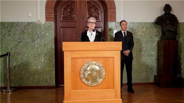 Die Vorsitzende des Nobelkomitees, Berit Reiss-Andersen, verkündet in Oslo die diesjährigen Gewinner des Friedensnobelpreises.