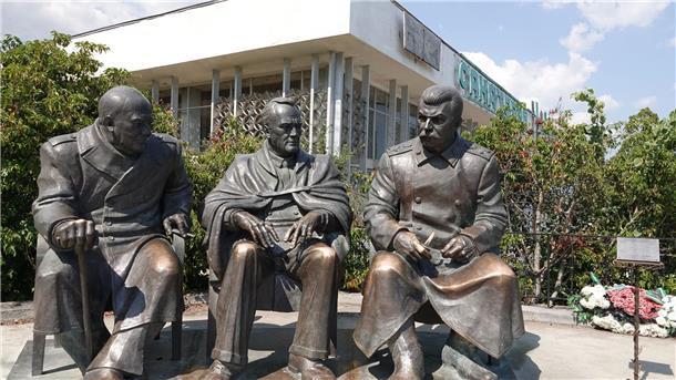 Künstler Surab Zereteli in Moskau gestorben Die Werke des georgisch-russischen Künstlers Surab Zereteli sind vielfach im öffentlichen Raum zu sehen. (Archivbild)