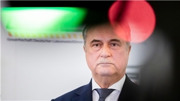 Die Zeichen stehen auf Rot: Der GDL-Vorsitzende Claus Weselsky in Berlin.