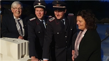Grundsteinlegung für die neue Feuerwehrwache in Kührstedt