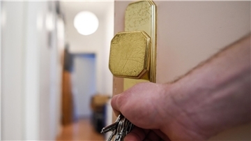 Die Zweckentfremdung von Wohnraum soll vermieden und das Interesse von Mietern und Mieterinnen geschützt werden.