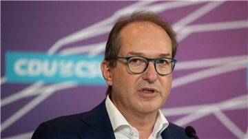 „Diese Wahlrechtsmanipulation muss gestoppt werden“: Alexander Dobrindt.