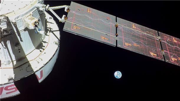 Nasa-Mission „Artemis 1“ stellt Entfernungsrekord auf Dieses von der NASA zur Verfügung gestellte Bild zeigt einen Blick zurück auf die Erde am 9. Flugtag der „Orion“-Raumkapsel.