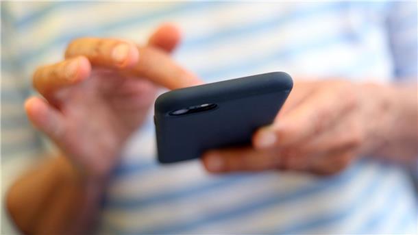 Digitale Gesundheitsanwendungen sollen Patientinnen und Patienten bei bestimmten Problemen helfen.