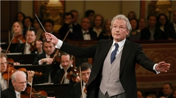 Dirigent Franz Welser-Möst beim  Neujahrskonzert der Wiener Philharmoniker.