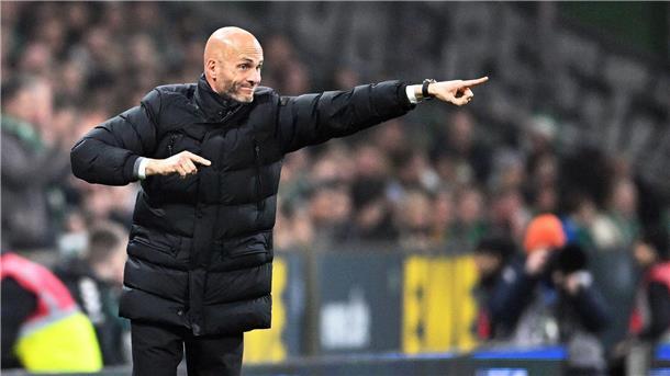 Dirigierte leidenschaftlich seine Mannschaft: Wolfsburgs Trainer Paul Simonis.