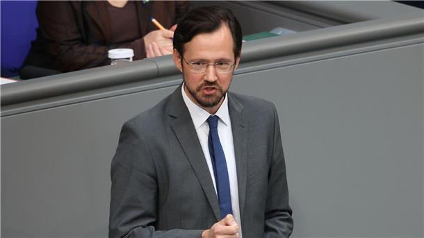 Dirk Wiese ist Vizefraktionsvorsitzender der SPD. Hier im Bundestag.