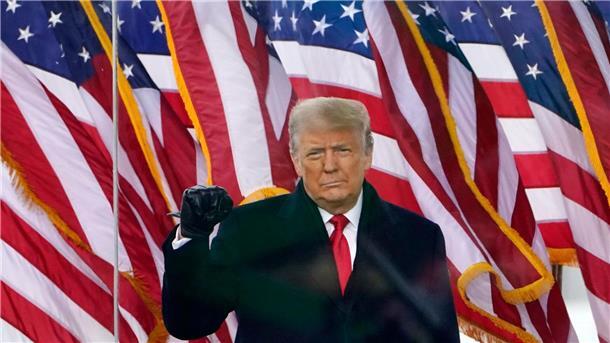 Donald Trump muss sich als erster Ex-Präsident in der Geschichte der Vereinigten Staaten in einem Strafverfahren verantworten.