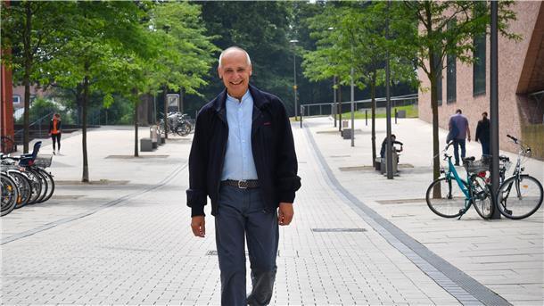 Dr. Helmut Munkel ist seit 2019 eine von derzeit vier Vertrauenspersonen im Bistum Hildesheim, die Ansprechpartner für Betroffene von Missbrauch sind.