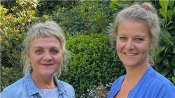 Dr. Lena Reichelt (rechts) übernimmt ab 1. September von Silke Mohrhoff den Posten als Leiterin der Kulturkirche.