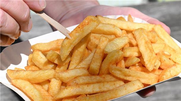 Dreimal Pommes pro Woche erhöht Diabetes-Risiko erheblich Drei Portionen Pommes pro Woche erhöhen das Risiko von Diabetes einer Studie zufolge um 20 Prozent.