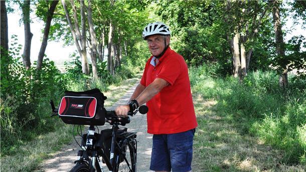 Drei Wochen lang wird der Nordenhamer Ulli Puhlemann nur mit dem Fahrrad unterwegs sein. Bei der dreiwöchigen Aktion im Rahmen der bundesweiten Kampagne Stadtradeln wird er auch zwei Fahrradtouren führen.