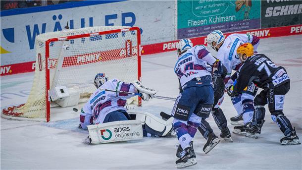 Durch das 1:2 von Lukas Kälble (nicht im Bild) kamen die Pinguins ins Spiel hinein.