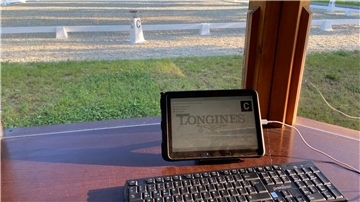 Durch papierlose Wertungen per Tablet werden nicht nur Unmengen an Müll gespart, auch das Wohlergehen der Pferde wird gestärkt.
