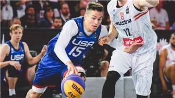 Dylan Travis hat früher für Rot-Weiss Cuxhaven in der 1. Regionalliga gespielt. Der 31-Jährige gehört zur US-Nationalmannschaft im 3x3-Basketball bei den Olympischen Spielen.