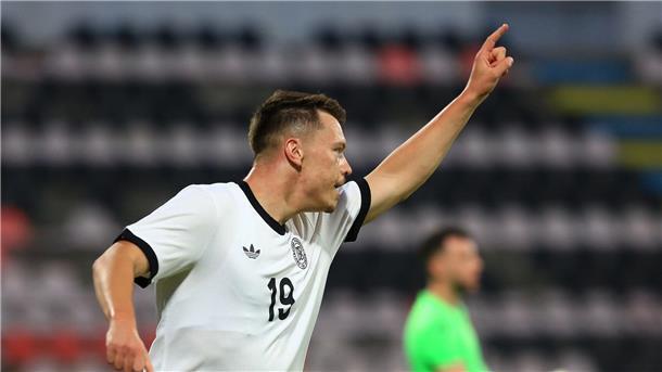 Dzenan Pejcinovic trifft beim U21-Debüt.
