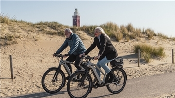 E-Bikes helfen Älteren mobil zu bleiben, vor allem auch auf längeren Touren.