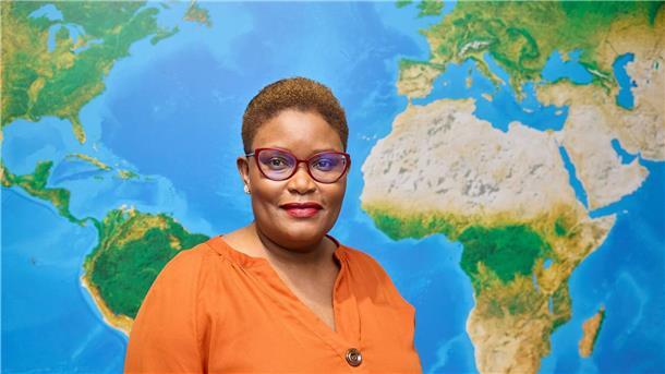 Genitalverstümmelung: Rund 17.000 Mädchen gefährdet Edell Otieno-Okoth vor einem Interview anlässlich des Internationalen Tages gegen weibliche Genitalverstümmelung in Hamburg.