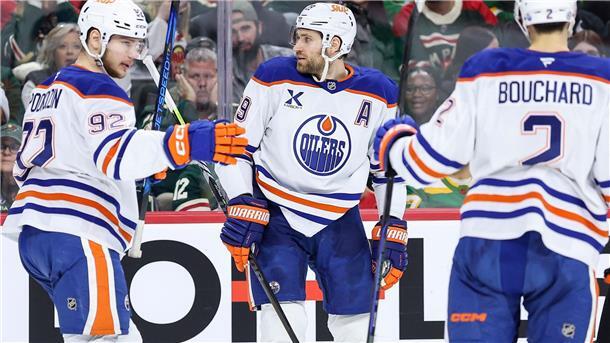 Edmontons Leon Draisaitl (Mitte) überragte gegen die Minnesota Wild mit vier Scorerpunkten.