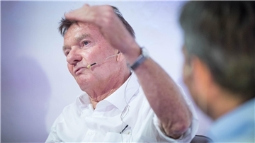 Egon Coordes blickt auf fünf erfolgreiche Jahrzehnte im Fußballgeschäft zurück.