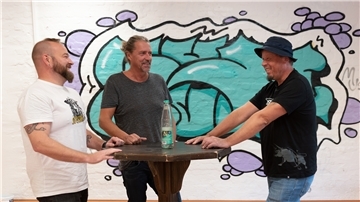 Eigentlich sind sie selbst Musiker. Doch für die Zukunft der lokalen Künstlerszene in Cuxhaven haben Kolja Kaehler (von links), Helge Meier-Wätjen und Oliver Lagemann den Verein Cux Cult gegründet.