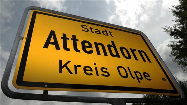 Ein acht Jahre altes Mädchen soll nahezu sein gesamtes Leben lang in einem Haus im sauerländischen Attendorn  festgehalten worden sein.