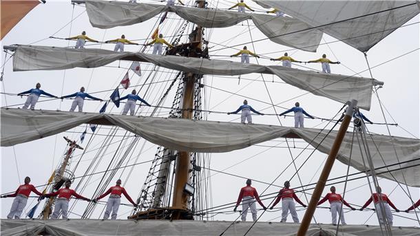 Ein Anblick, auf den die Sail-Fans in diesem Jahr verzichten müssen. Das trifft auch die örtliche Wirtschaft hart.