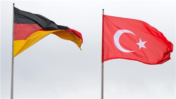 Ein Anwalt kümmert sich um Urlauber, die nach ihrer Rückkehr laut Bußgeldbescheid keinen Kontakt mit dem Gesundheitsamt aufgenommen haben. In fast allen Fällen handelt es sich um Familien, die Urlaub in der Türkei gemacht haben.