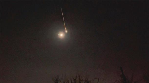 Spektakuläres Schauspiel: Asteroid verglüht nahe Berlin Ein Asteroid ist in der Nacht über Brandenburg beim Eintritt in die Atmosphäre verglüht.