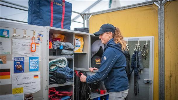 Klappe auf bei den Elmloher Reitertagen: Unterwegs mit Pflegerin Christina Müller Balkenhol