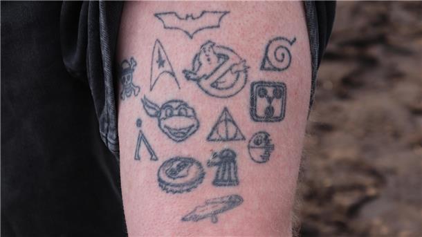 Das geht unter die Haut: Die wildesten Tattoos auf dem Hurricane Ein bunter Mix aus allen möglichen Filmen. Ist da auch etwas für euch dabei?
